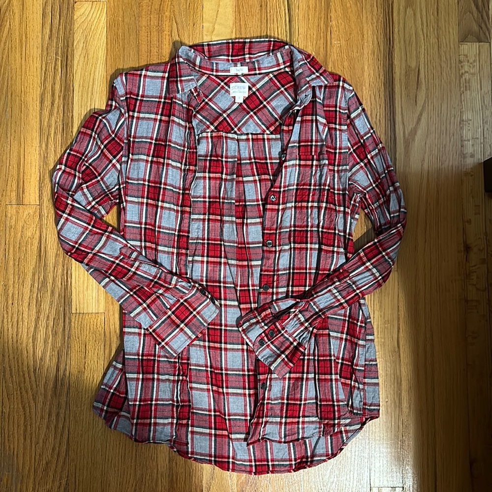 Red/Gray Button-up Flannel